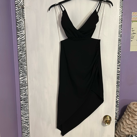 Black cutout dress - Picture 1 of 4